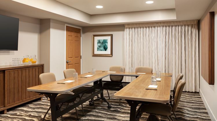 Staybridge Suites Fort Wayne Meeting