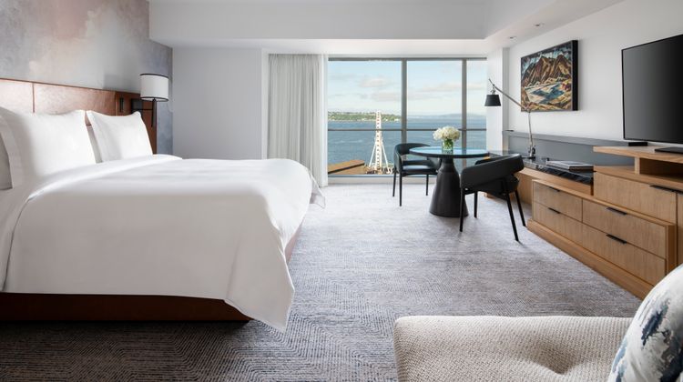 Four Seasons Hotel Seattle Room