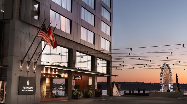 Four Seasons Hotel Seattle Exterior