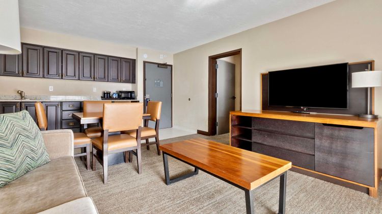 DoubleTree by Hilton - The Yarrow Room