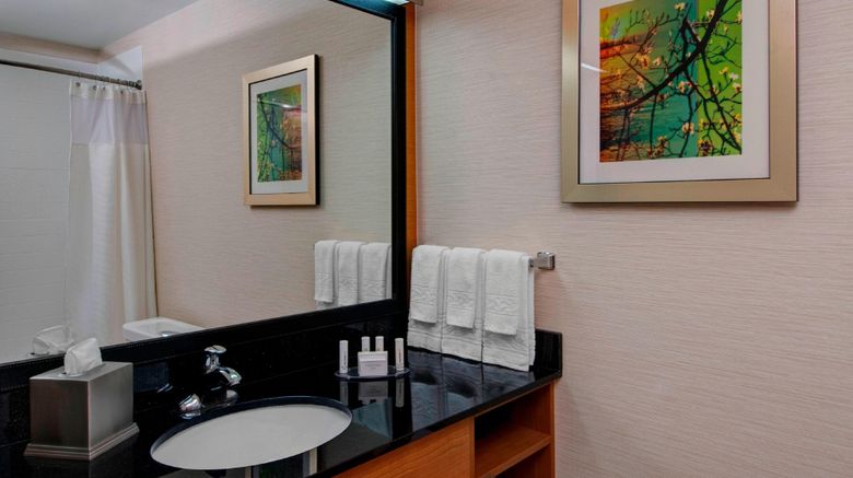 <b>Fairfield Inn & Suites I-30 West Room</b>. Images powered by <a href="https://www.leonardoworldwide.com/" title="Leonardo Worldwide" target="_blank">Leonardo</a>.