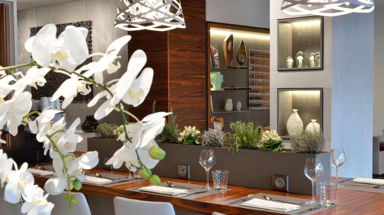 <b>AC Hotel Marseille Velodrome Restaurant</b>. Images powered by <a href="https://www.leonardoworldwide.com/" title="Leonardo Worldwide" target="_blank">Leonardo</a>.