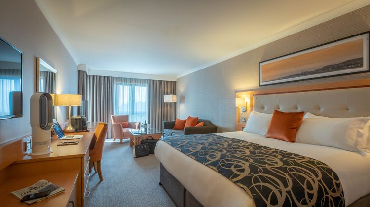 Clayton Hotel Leopardstown Room