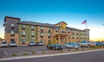 My Place Hotel-East Moline/Quad Cities