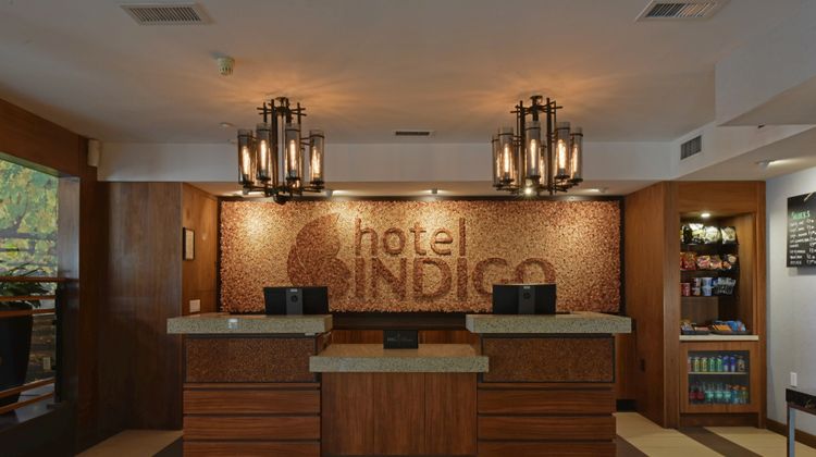Hotel Indigo Napa Valley Exterior
