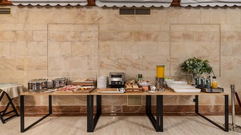 <b>Exe Astur Hotel Plaza Restaurant</b>. Images powered by <a href="https://www.leonardoworldwide.com/" title="Leonardo Worldwide" target="_blank">Leonardo</a>.