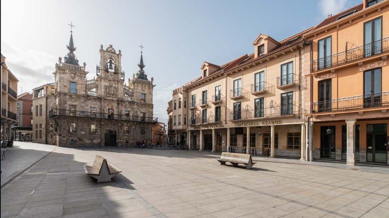 <b>Exe Astur Hotel Plaza Exterior</b>. Images powered by <a href="https://www.leonardoworldwide.com/" title="Leonardo Worldwide" target="_blank">Leonardo</a>.