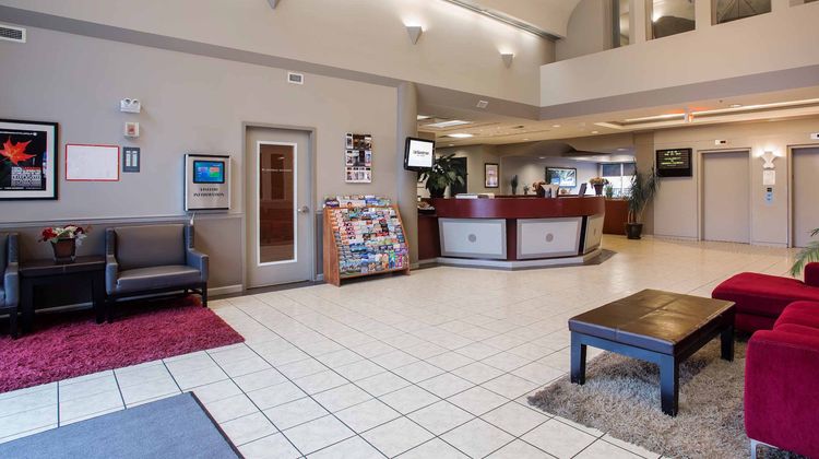 Sandman Hotel Victoria Lobby