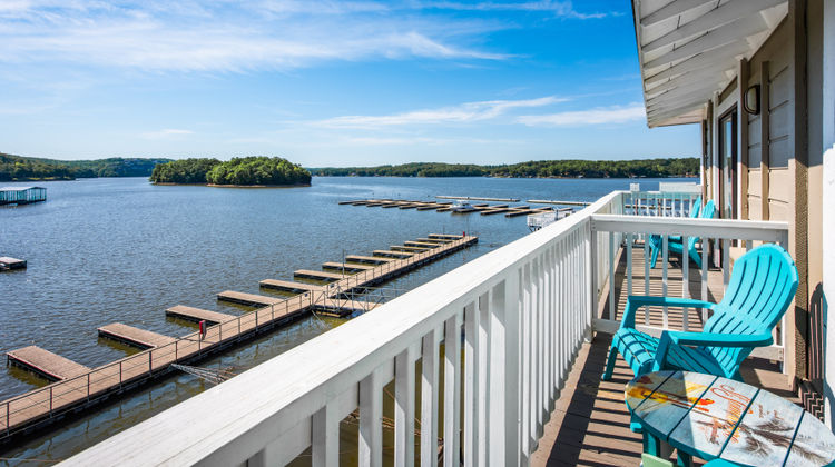 Margaritaville Resort Lake of the Ozarks Exterior