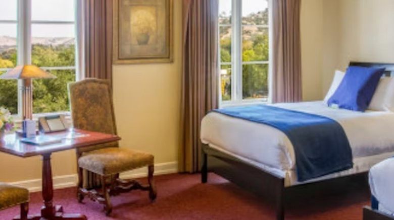 <b>The Carlton Hotel Atascadero Room</b>. Images powered by <a href="https://www.leonardoworldwide.com/" title="Leonardo Worldwide" target="_blank">Leonardo</a>.