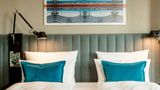 Motel One Berlin-Hauptbahnhof Room