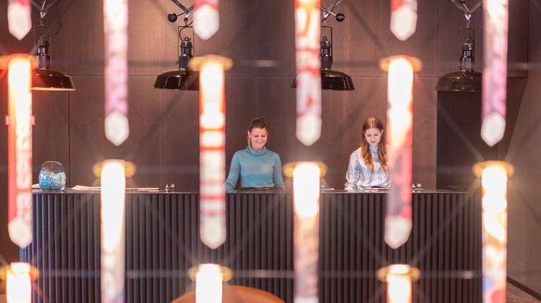 <b>Motel One Berlin-Spittelmarkt Lobby</b>. Images powered by <a href="https://www.leonardoworldwide.com/" title="Leonardo Worldwide" target="_blank">Leonardo</a>.