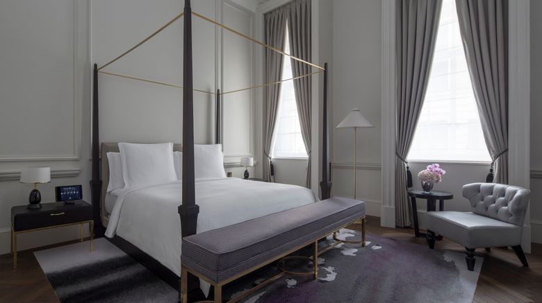 <b>Four Seasons Hotel London Tower Bridge Suite</b>. Images powered by <a href="https://www.leonardoworldwide.com/" title="Leonardo Worldwide" target="_blank">Leonardo</a>.