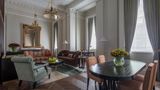 <b>Four Seasons Hotel London Tower Bridge Suite</b>. Images powered by <a href="https://www.leonardoworldwide.com/" title="Leonardo Worldwide" target="_blank">Leonardo</a>.