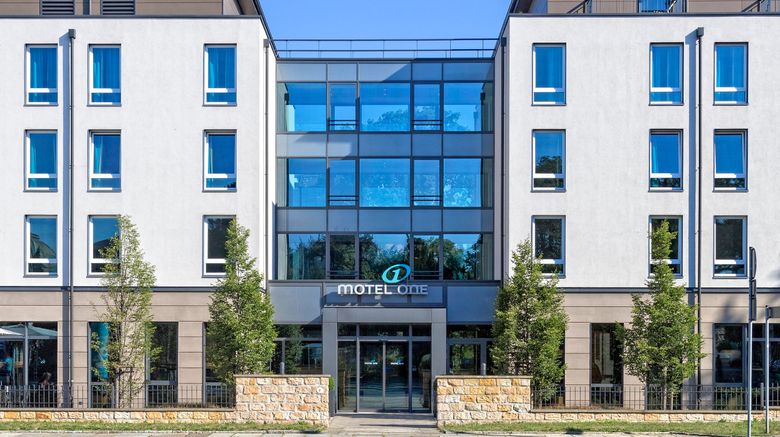 <b>Motel One Dresden-Palaisplatz Exterior</b>. Images powered by <a href="https://www.leonardoworldwide.com/" title="Leonardo Worldwide" target="_blank">Leonardo</a>.