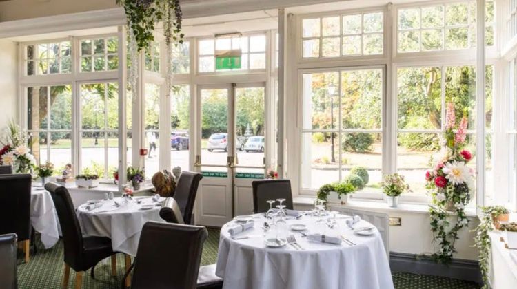 Woodland Manor Hotel Restaurant