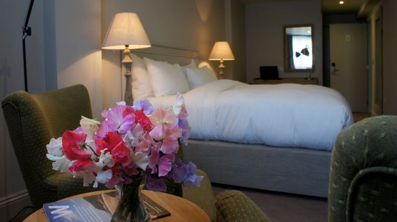 <b>The Abergavenny Hotel Room</b>. Images powered by <a href="https://www.leonardoworldwide.com/" title="Leonardo Worldwide" target="_blank">Leonardo</a>.