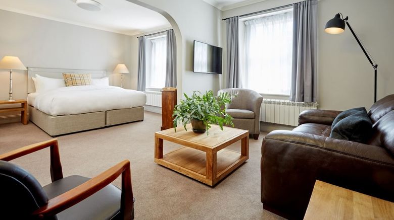 <b>The Abergavenny Hotel Room</b>. Images powered by <a href="https://www.leonardoworldwide.com/" title="Leonardo Worldwide" target="_blank">Leonardo</a>.