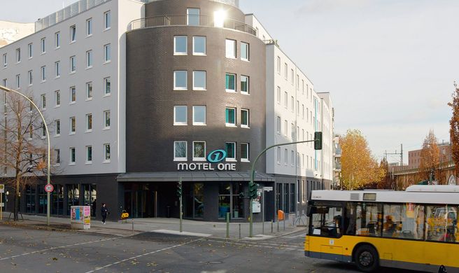 Motel One Berlin-Bellevue Exterior