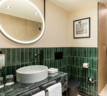 Le Parchamp Paris Boulogne,Tribute Hotel Room