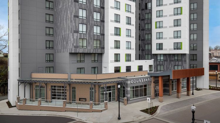 Courtyard by Marriott Nanaimo Exterior