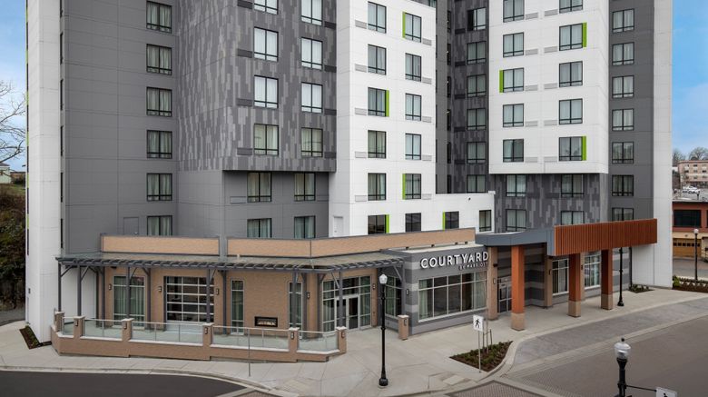 Courtyard by Marriott Nanaimo Exterior. Images powered by <a href="https://www.leonardoworldwide.com" target="_blank" rel="noopener">Leonardo</a>.