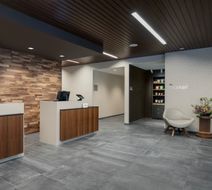 Courtyard by Marriott Nanaimo Lobby
