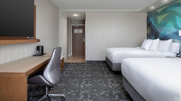 Courtyard by Marriott Nanaimo Room