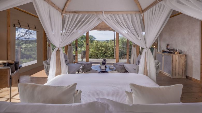 <b>JW Marriott Masai Mara Lodge Suite</b>. Images powered by <a href="https://www.leonardoworldwide.com/" title="Leonardo Worldwide" target="_blank">Leonardo</a>.