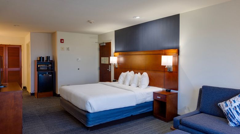 <b>Courtyard by Marriott Oklahoma City N Suite</b>. Images powered by <a href="https://www.leonardoworldwide.com/" title="Leonardo Worldwide" target="_blank">Leonardo</a>.