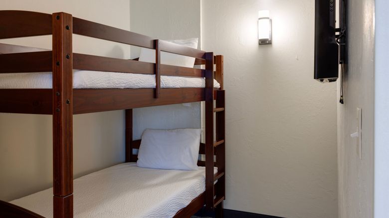 <b>Courtyard by Marriott Oklahoma City N Suite</b>. Images powered by <a href="https://www.leonardoworldwide.com/" title="Leonardo Worldwide" target="_blank">Leonardo</a>.