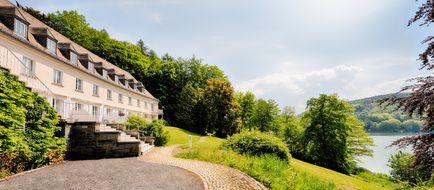 Welcome Hotel Meschede/Hennesee Exterior