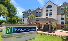 Holiday Inn Express & Suites