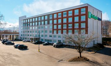 Holiday Inn Express Civic Center