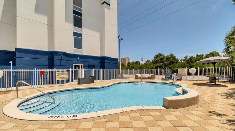 Holiday Inn Express Destin Miramar Beach Pool