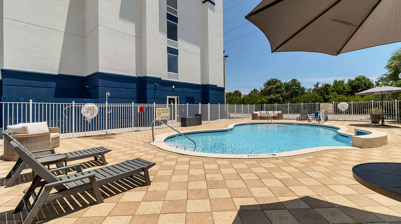 <b>Holiday Inn Express Destin Miramar Beach Pool</b>. Images powered by <a href="https://www.leonardoworldwide.com/" title="Leonardo Worldwide" target="_blank">Leonardo</a>.
