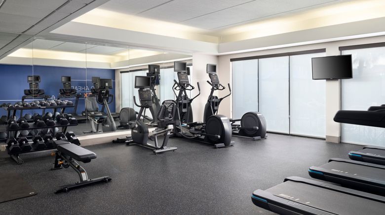 <b>Holiday Inn Express & Suites Airport S Health Club</b>. Images powered by <a href="https://www.leonardoworldwide.com/" title="Leonardo Worldwide" target="_blank">Leonardo</a>.