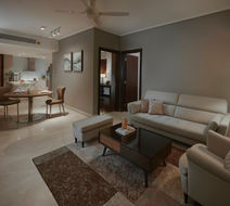 Trillion Suites by SLG Room