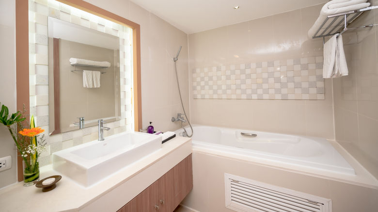 <b>Centara Pattaya Resort Room</b>. Images powered by <a href="https://www.leonardoworldwide.com/" title="Leonardo Worldwide" target="_blank">Leonardo</a>.