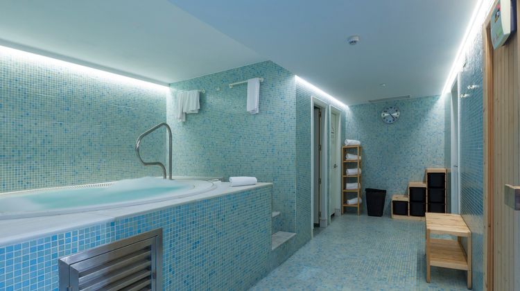 Axor Barajas Hotel Spa