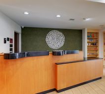 Fairfield Inn & Suites I-30 West Lobby