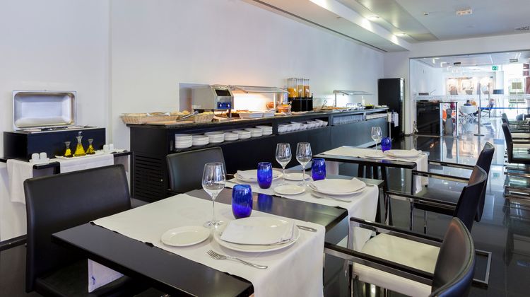 Axor Barajas Hotel Restaurant