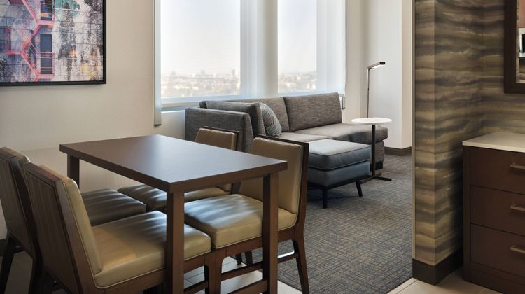 Residence Inn Oakland Downtown Suite