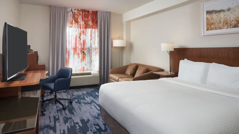 <b>Fairfield Inn/Suites Intl Drive/Conv Ctr Room</b>. Images powered by <a href="https://www.leonardoworldwide.com/" title="Leonardo Worldwide" target="_blank">Leonardo</a>.