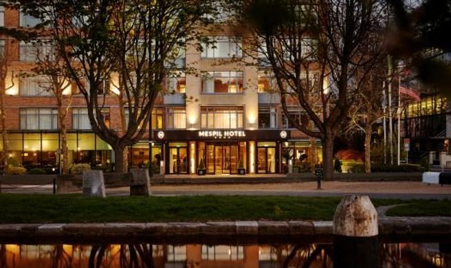 Mespil Hotel Exterior