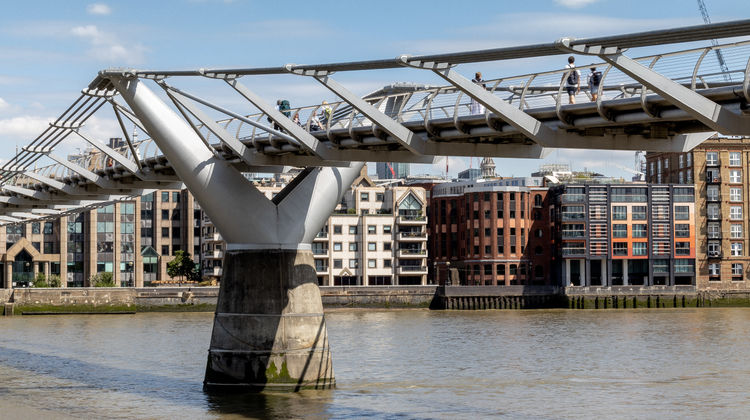 Locke at Broken Wharf, Millennium Bridge Exterior
