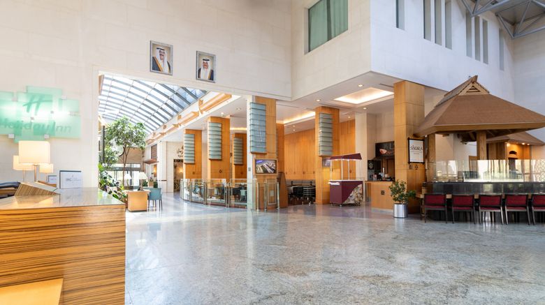 <b>Holiday Inn Kuwait Exterior</b>. Images powered by <a href="https://www.leonardoworldwide.com/" title="Leonardo Worldwide" target="_blank">Leonardo</a>.