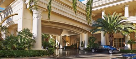 Four Seasons Hotel Las Vegas Exterior