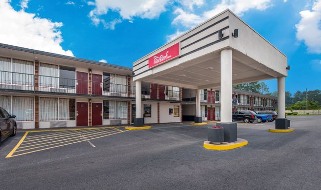 Red Roof Inn Columbia, SC Airport Exterior