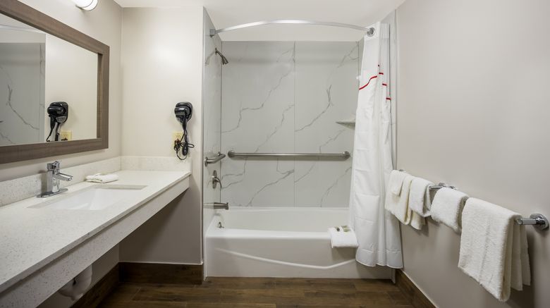 <b>Red Roof Inn & Suites Thomasville Room</b>. Images powered by <a href="https://www.leonardoworldwide.com/" title="Leonardo Worldwide" target="_blank">Leonardo</a>.